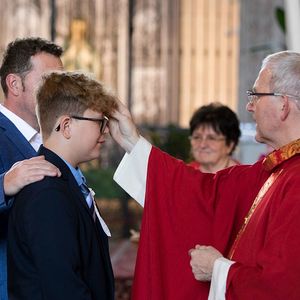Firmung 2022 - Stadtpfarrkirche Braunau-St. Stephan