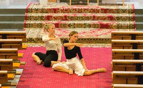 Orgel & Tanz, eine besondere Performance in der Pfarrkirche Kirchdorf/Krems