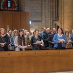 „Losgelöst und fest verankert“: 29 Religionslehrer:innen von Bischof Manfred Scheuer in ihren Dienst gesendet