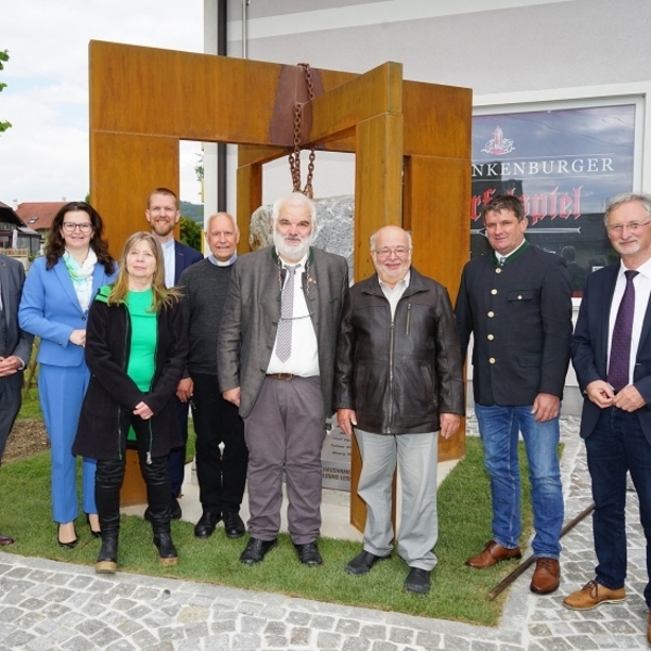 400 Jahre Blutgericht am Haushamerfeld / Sonja Schmid Einweihung Mahnmal