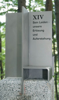 Der heilige Leichnam Jesu wird in das Grab gelegt