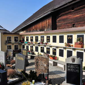 Urnenhain